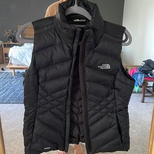 North Face Puffer Vest, 550